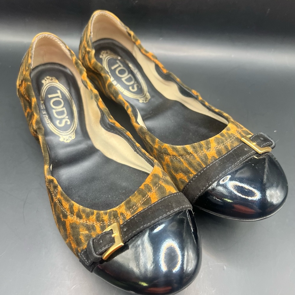 TOD'S Leopard-Print Leather‎ Ballet Flats with Black Cap Toe- 38-1/2”